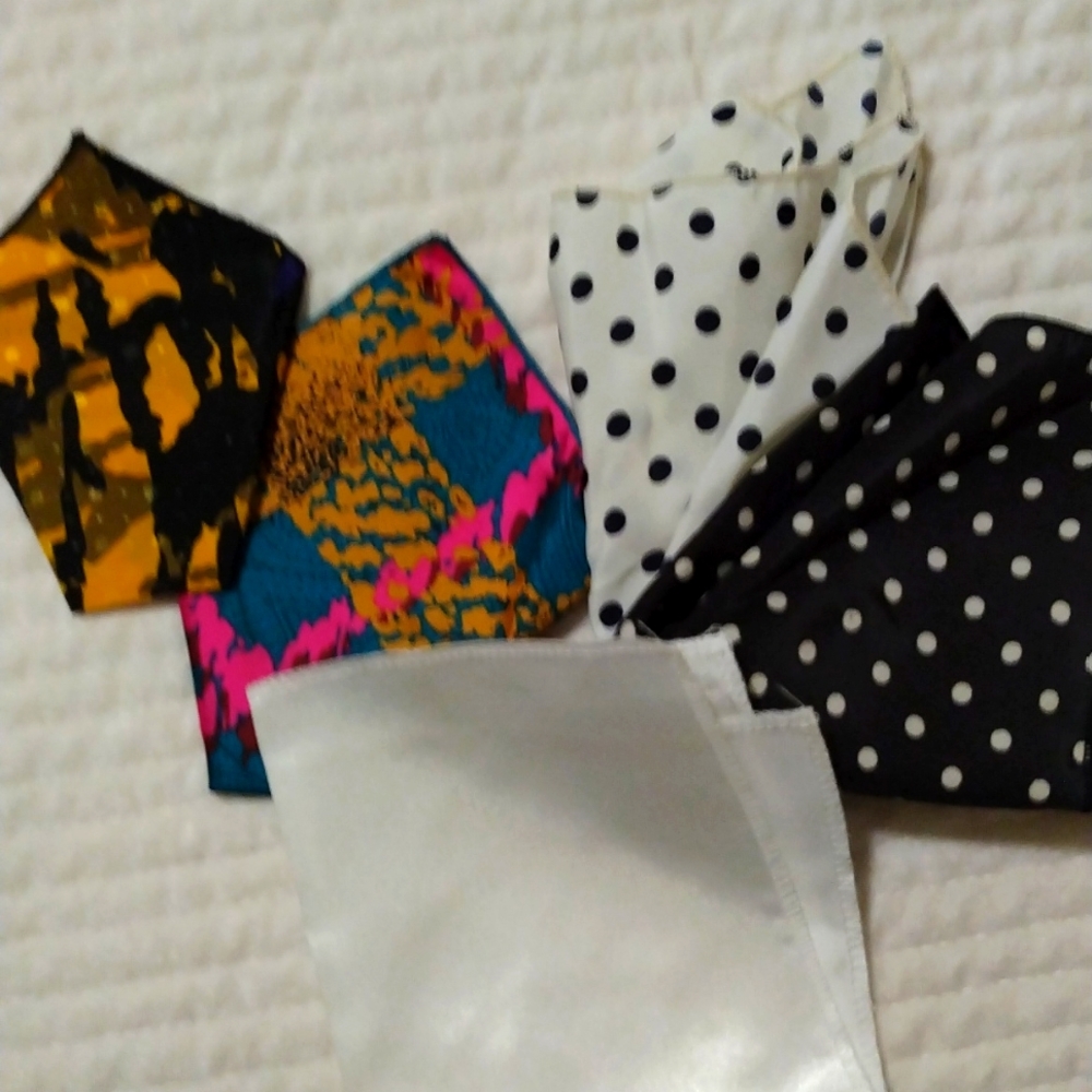 (419) bundle of 5 handkerchiefs for suit pocket